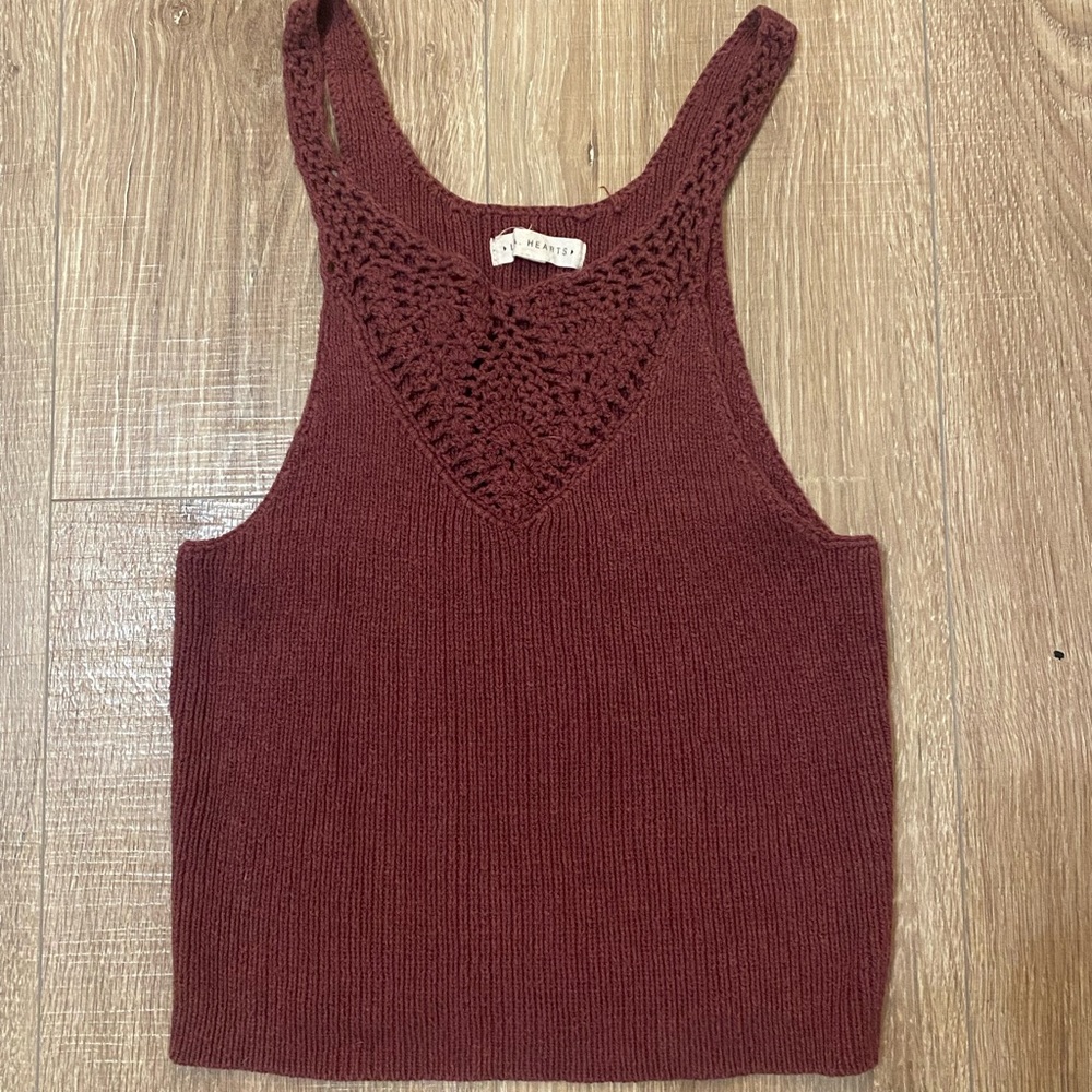 L.A. Hearts dark pink/maroon knit tank top